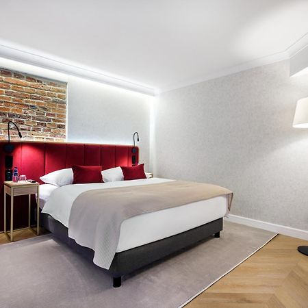 קרקוב Golden Queen Deluxe Jacuzzi Apartments - Old Town מראה חיצוני תמונה