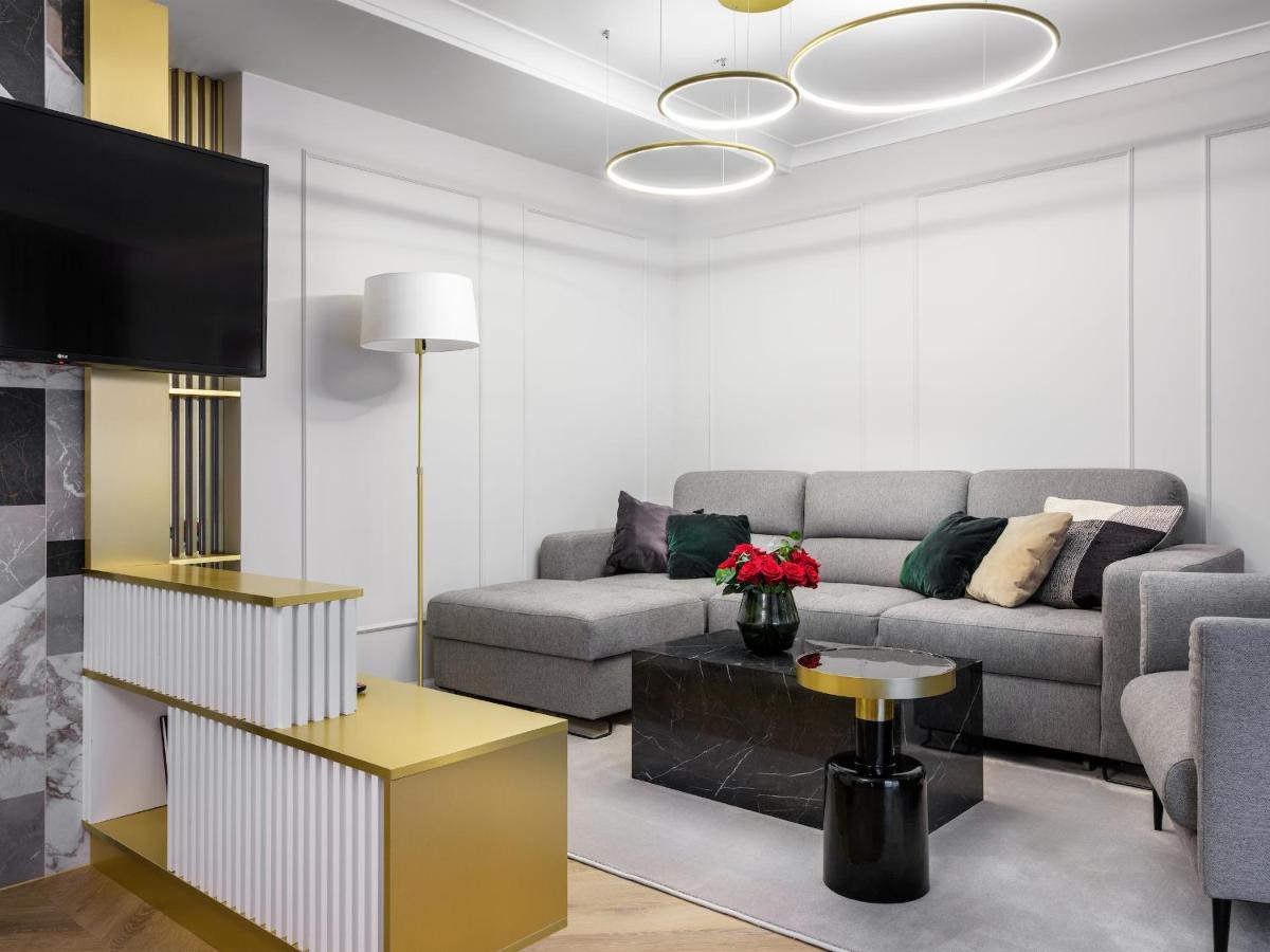 קרקוב Golden Queen Deluxe Jacuzzi Apartments - Old Town מראה חיצוני תמונה