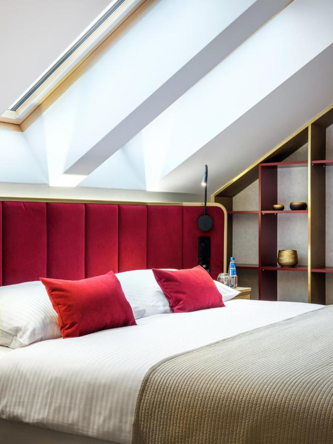 קרקוב Golden Queen Deluxe Jacuzzi Apartments - Old Town מראה חיצוני תמונה