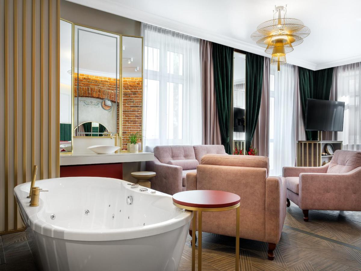 קרקוב Golden Queen Deluxe Jacuzzi Apartments - Old Town מראה חיצוני תמונה