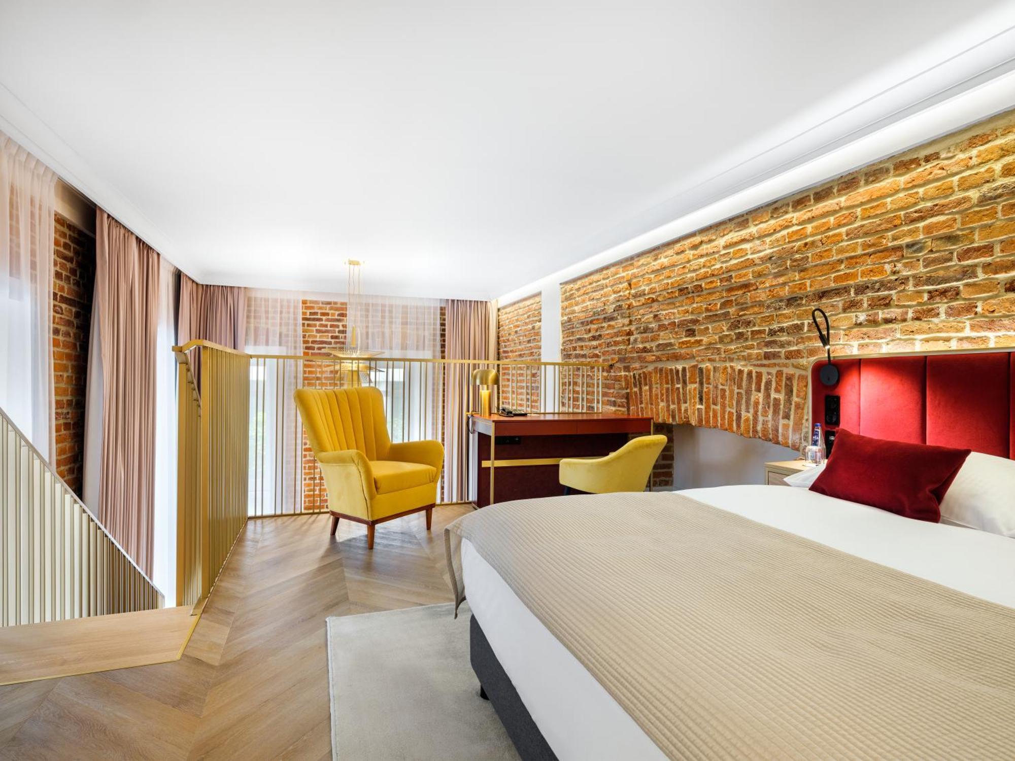 קרקוב Golden Queen Deluxe Jacuzzi Apartments - Old Town מראה חיצוני תמונה